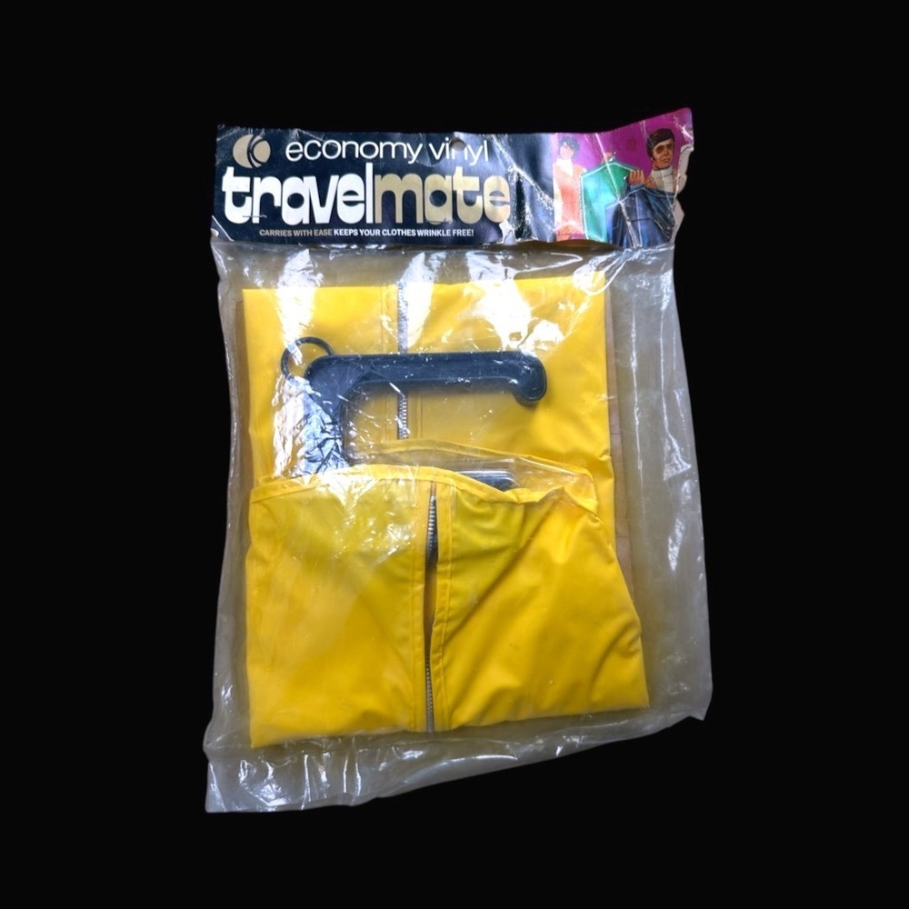 Vintage 1972 K-Tel Travelmate Garment Bag Harvest Gold Yellow Vinyl Suit Carrier